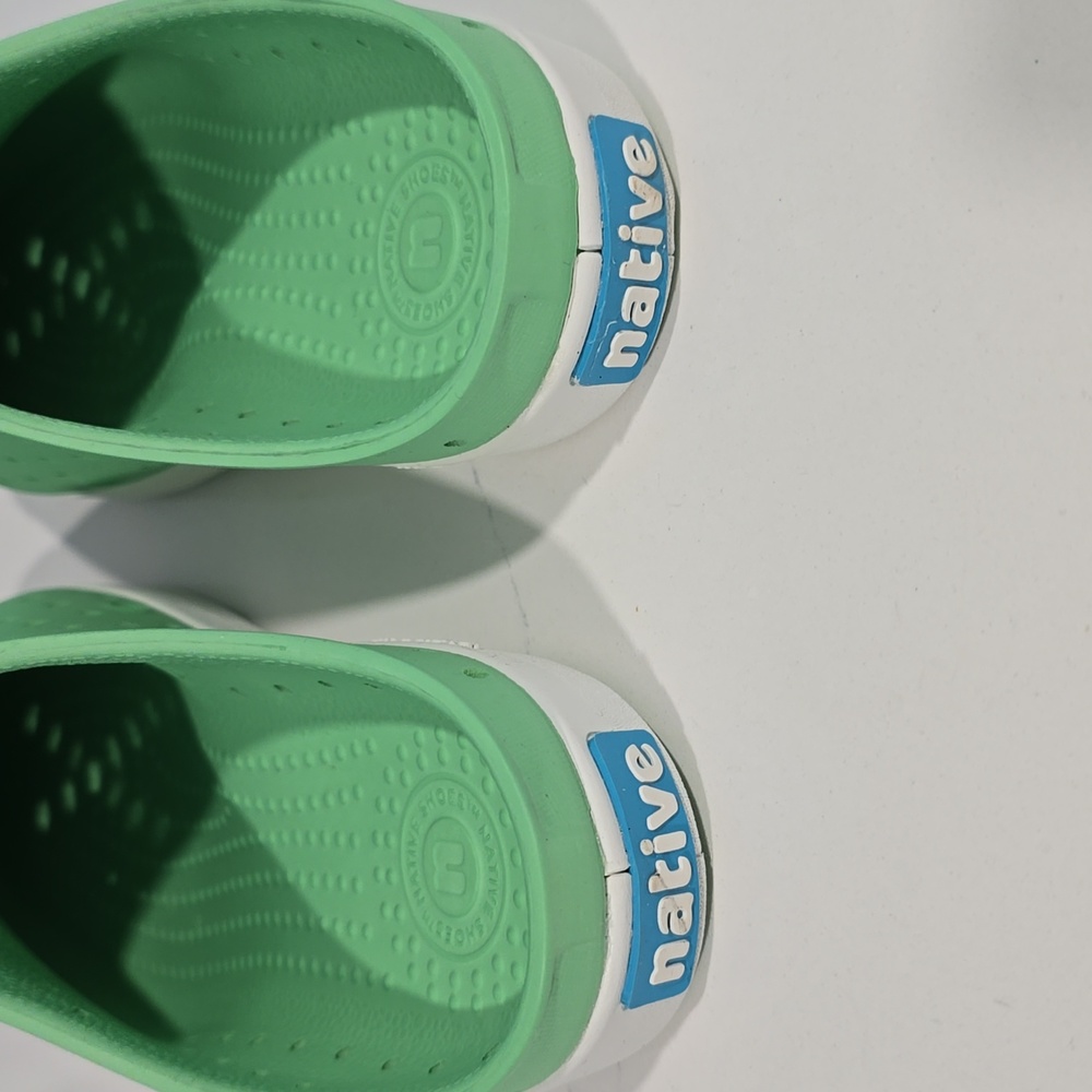 Kids Native Jefferson Clog Sugarlite Green Size C13 New In Box - Picture 2 of 7